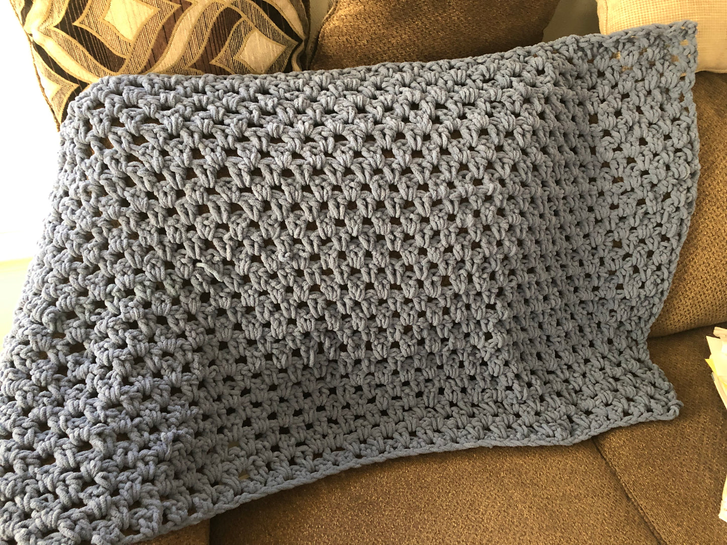 handmade baby crochet blanket with Chunky Yarn